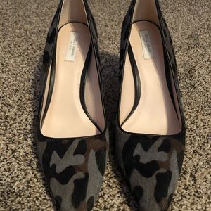 COLE HAAN Bradshaw Camo Camouflage Calf Hair Heels. Size 6.5